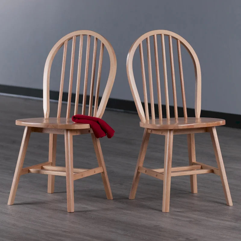 Chaise de salle à manger en bois naturel à dossier fuseau, lot de 2