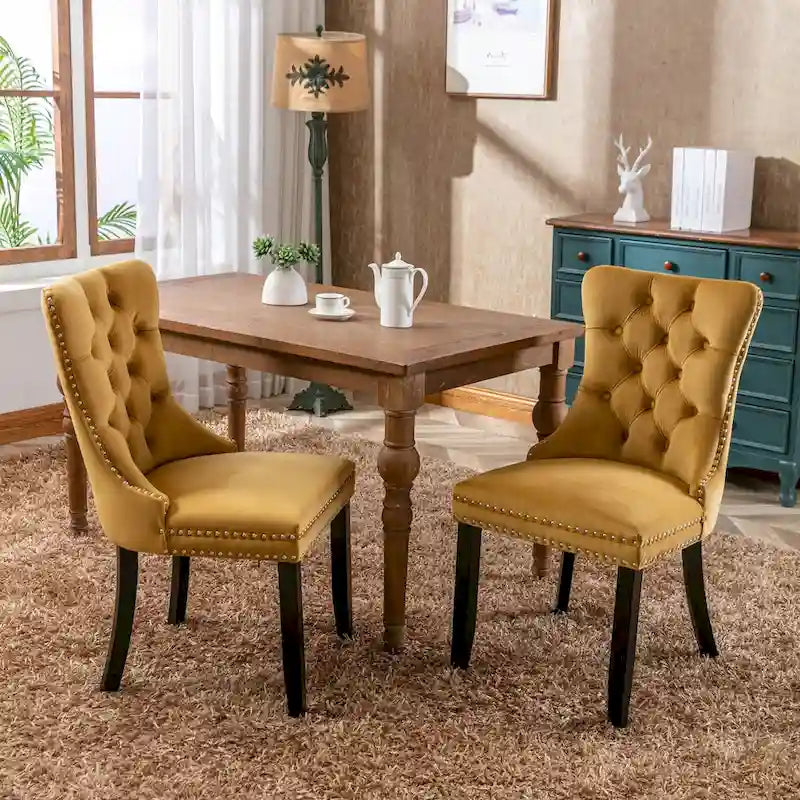 Chaise de salle à manger en velours capitonné avec garniture cloutée et pieds en bois – Chêne/Noir/Doré/Gris, Lot de 2
