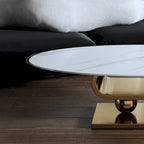 Table basse ovale moderne en pierre frittée blanche et or / argent, 1 place, pour salon